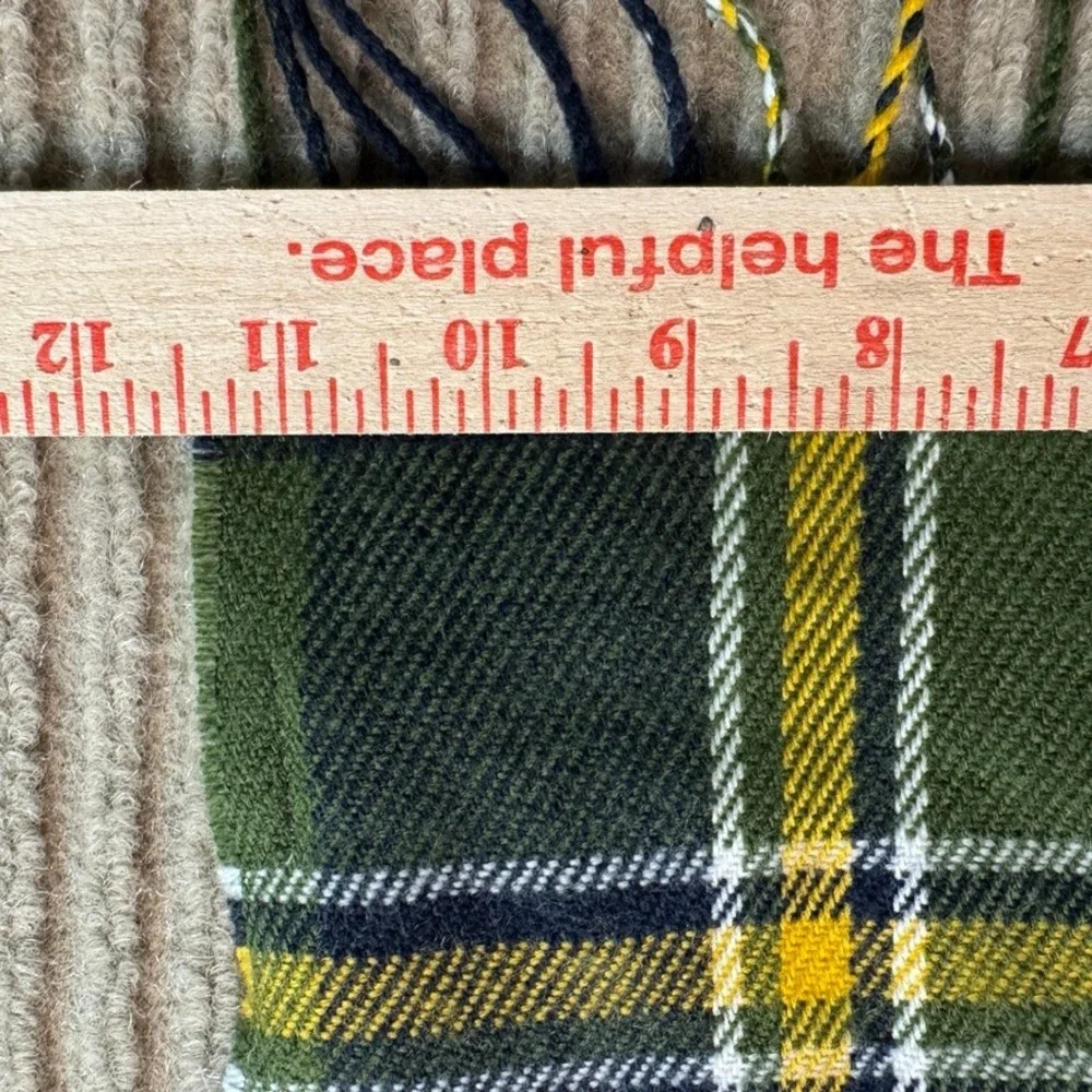 NWT Old Navy Plaid Scarf Green Navy Yellow Acrylic Fringe Winter Unisex 448623-